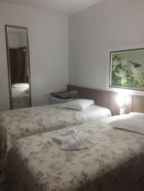  Colle Tourist Hotel  Крисиума